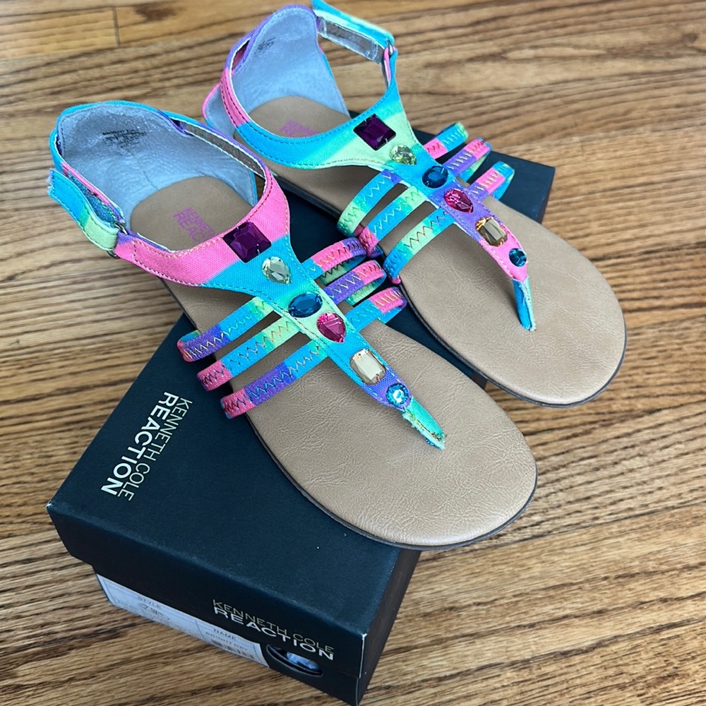 Kenneth Cole Reaction Girls Sandals size 4